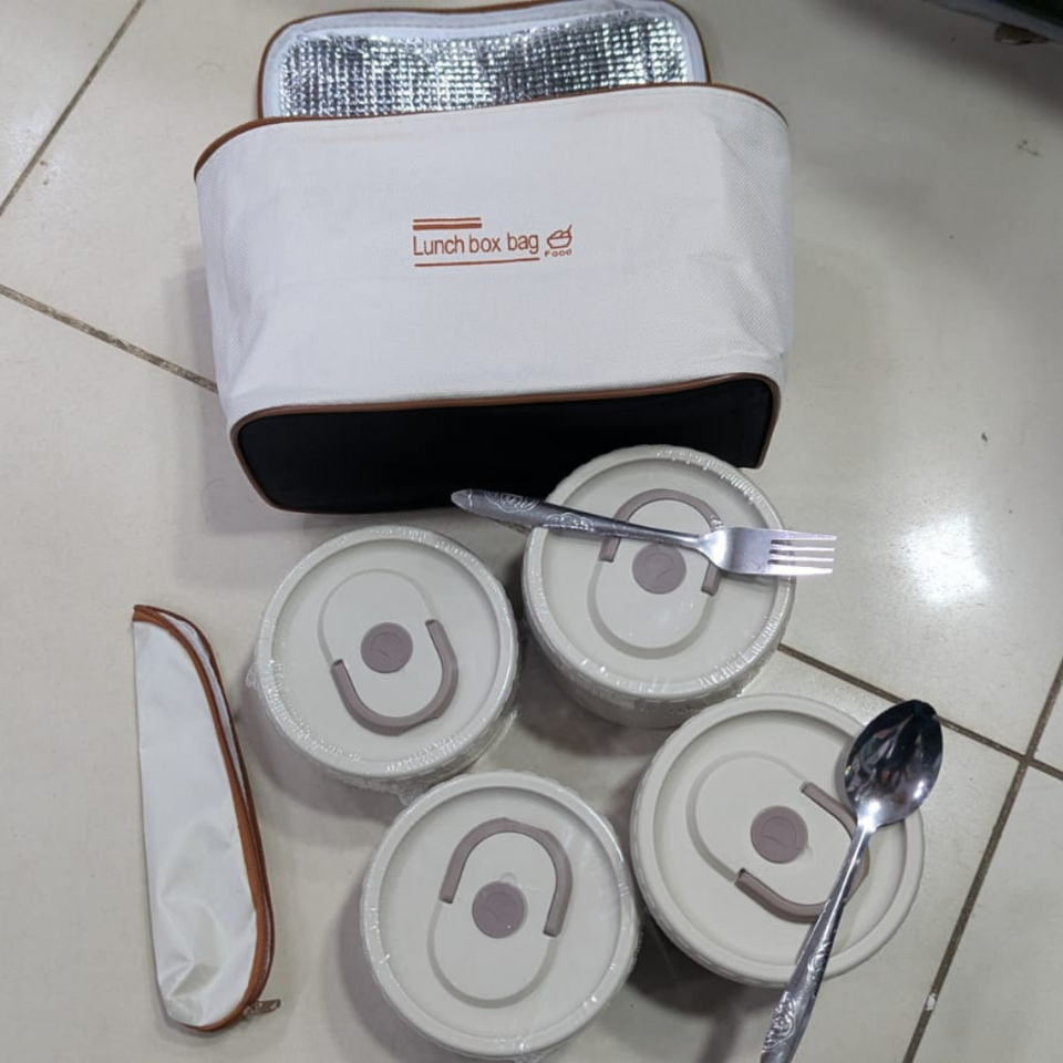 Insulated 4 Portion Lunch Box with Thermal Bag